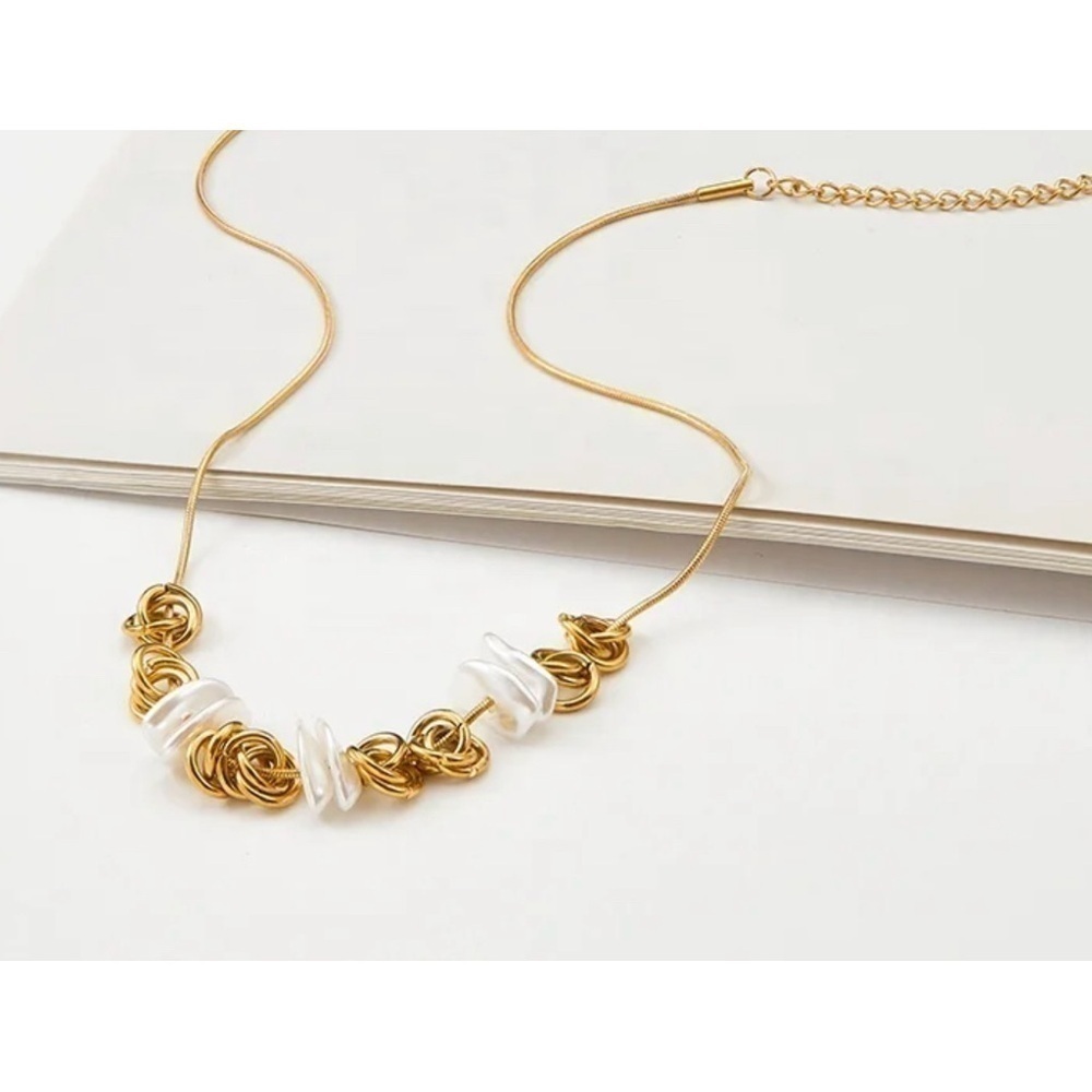 NEW‎ - Pearl Gold Fashion Necklace